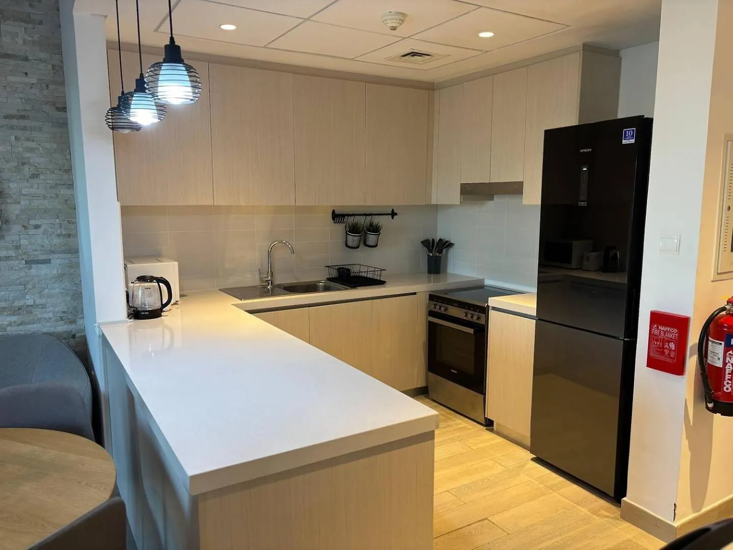Comfy 2Br Ferrari World View Apartment Abu Dhabi 0*,